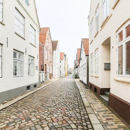 Apartmenthaus Theodor Storm - Unter Sternen Husum  Dış mekan fotoğraf